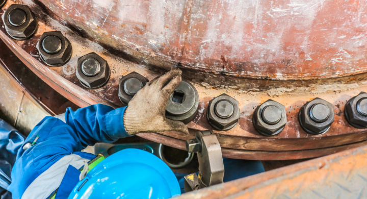Erfahrene, kompetente und geschulte Flanschmonteure